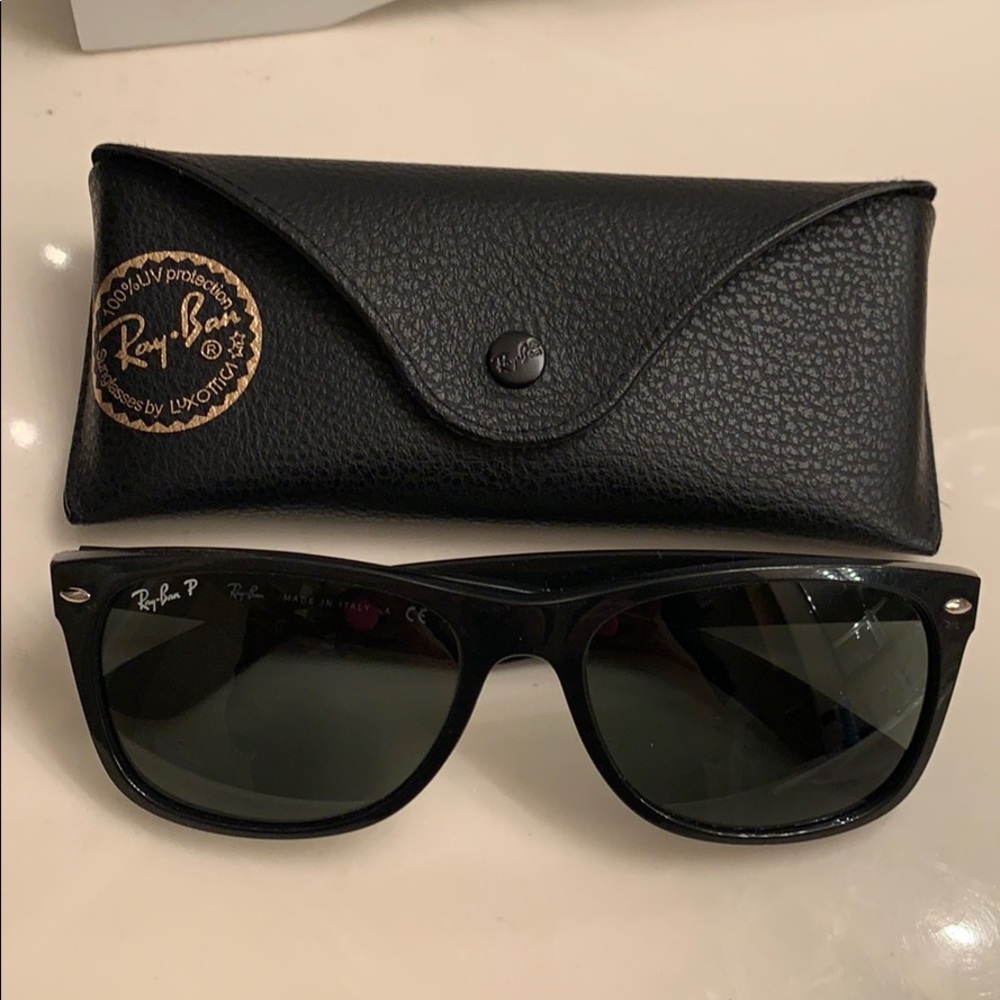 Authentic Ray Ban’s new wayfarer’s